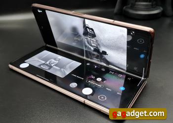Smartphone Tablet Samsung Galaxy Z Fold 2. How the Folding Screen Works: Simple in GIFs