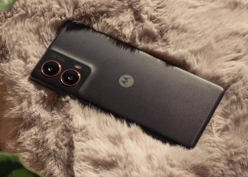 Motorola раскрыла цену и дату старта продаж Moto G85 5G в Украине