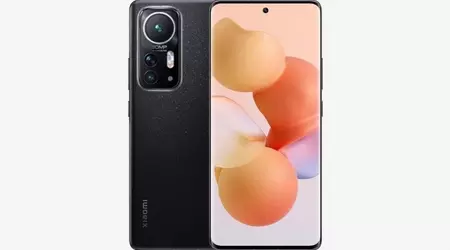 The back panel of the Xiaomi 12 was first shown in a real photo