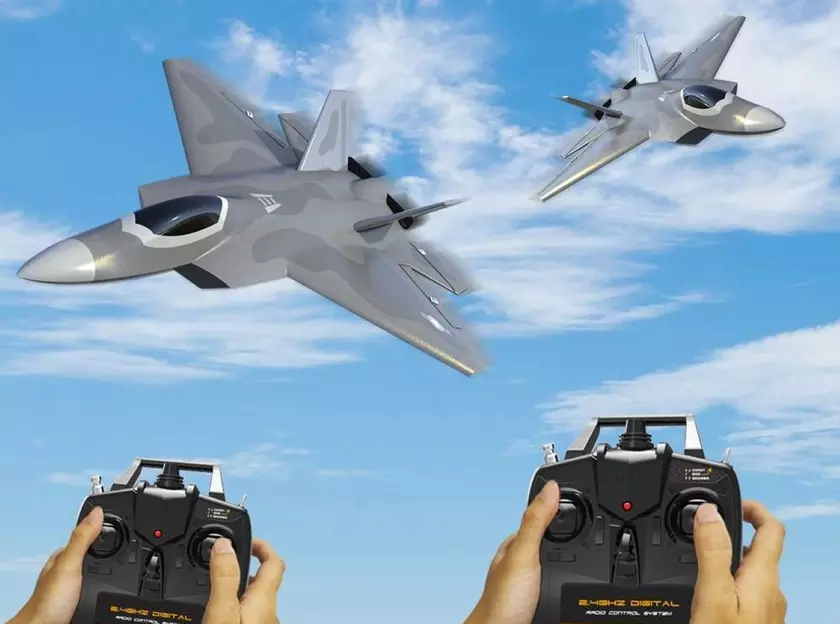 Eachine F22 Raptor: радиоуправляемая модель истребителя за $76 с функцией аэротрюков