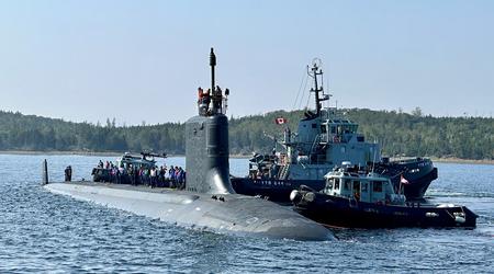 La Marina statunitense ha inviato in Canada il nuovo sottomarino a propulsione nucleare USS Indiana, classe Virginia, in grado di trasportare missili da crociera Tomahawk.