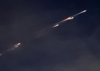 Старая антенна Международной космической станции рисовала огненные полоски в небе над Сакраменто