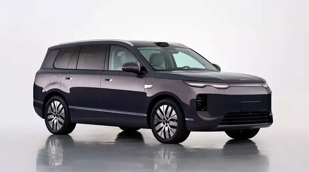 795 hp and 'God's Eye': BYD's ...
