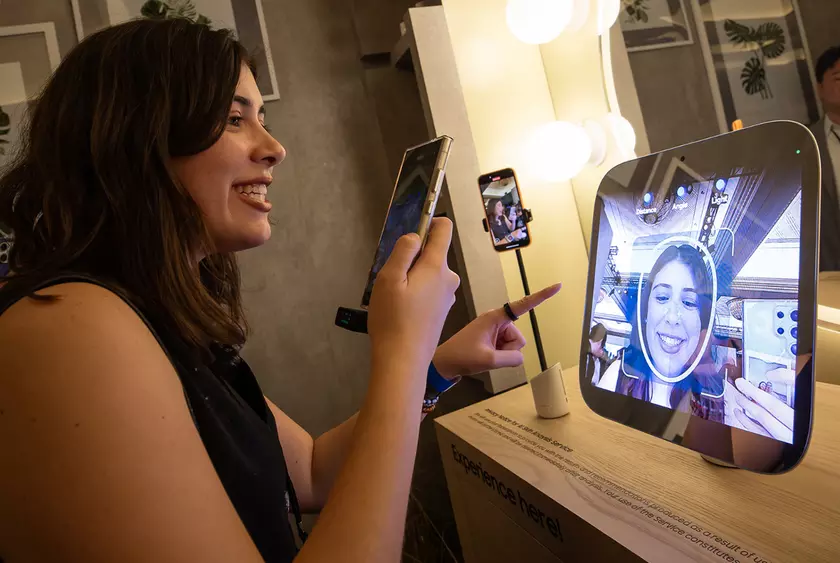 Революционная новинка: Samsung представляет зеркало MICRO LED Beauty