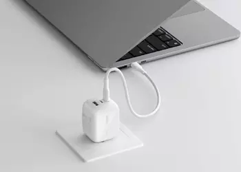 Belkin представила компактную GaN-зарядку BoostCharge Pro мощностью 70 Вт с тремя портами и складной вилкой