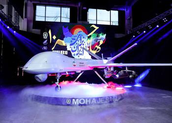 Иран представила ударно-разведывательный беспилотник Mohajer-10 с дизайном, как у MQ-9 Reaper, он может летать со скоростью 210 км/ч на расстояние до 2000 км