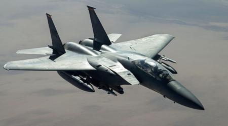 USA modtager nyeste F-15E med elektronisk krigsførelsessystem