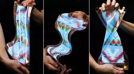 LG creates world's first display that can stretch like silicone