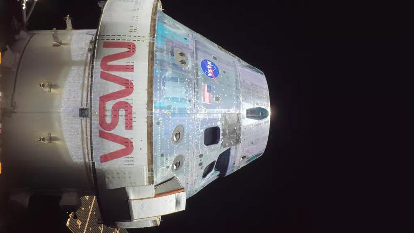 La navicella Orion ha completato con successo la missione lunare Artemis I, nonostante i danni subiti
