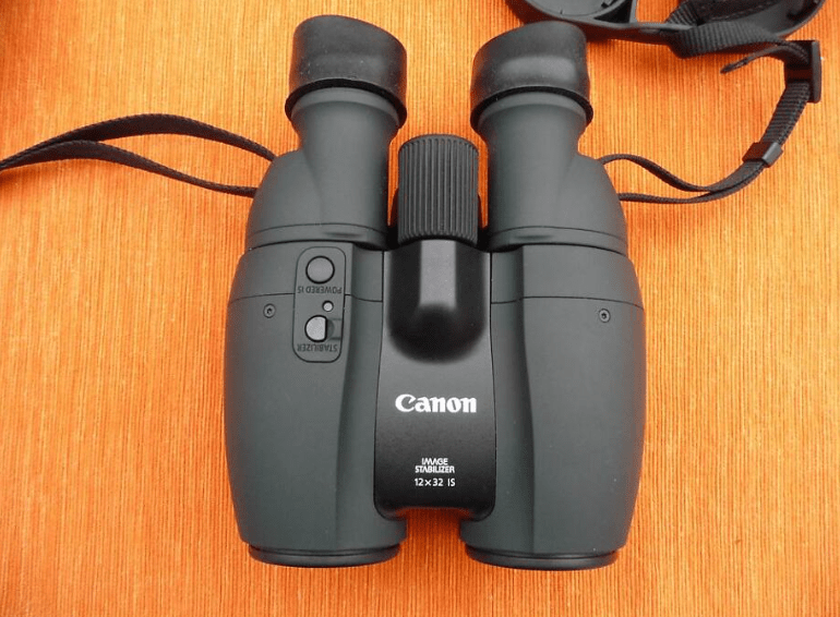 Binoculares Canon Binoculares con zoom 12x32 IS