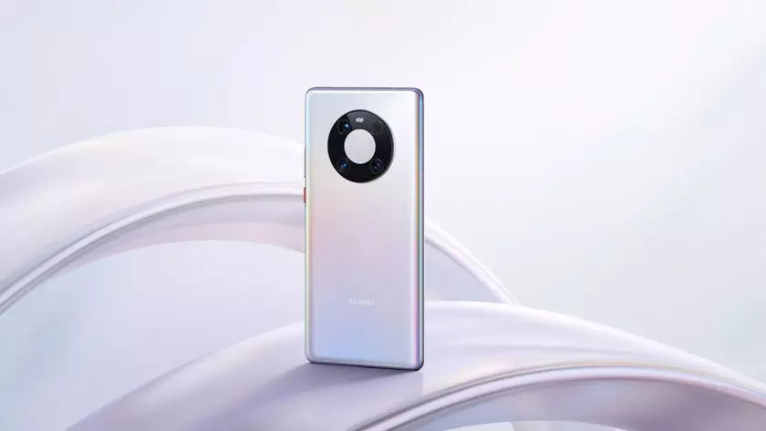 Huawei Mate 40E Pro получит топовую модификацию с 1 ТБ встроенной памяти