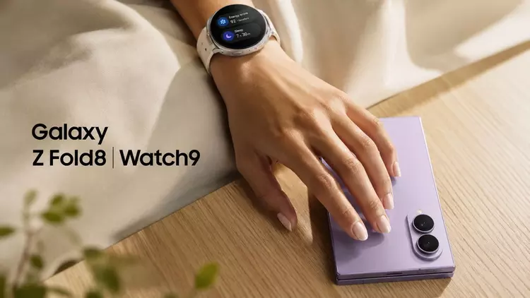 Samsung Galaxy Z Fold8 Wide: titanium ...