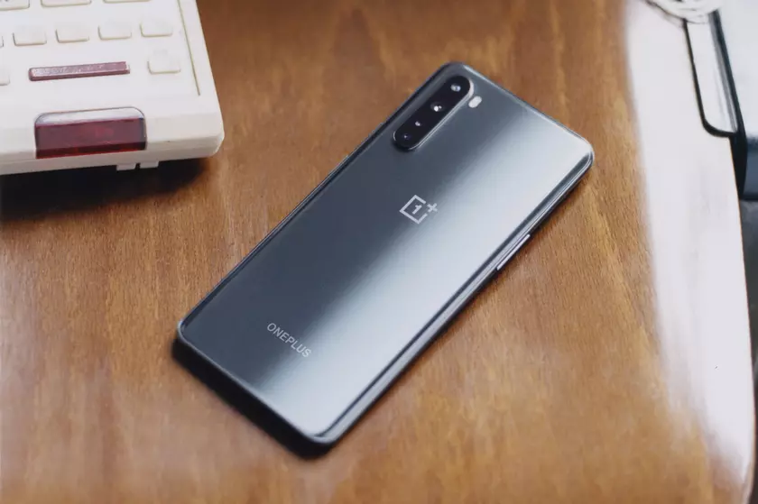 Не только OnePlus 8T: OnePlus 14 октября представит новую версию OnePlus Nord Special Edition в цвете Gray Ash