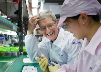 Головний завод Foxconn з виробництва iPhone зможе повністю відновити виробництво тільки до кінця грудня - початку січня