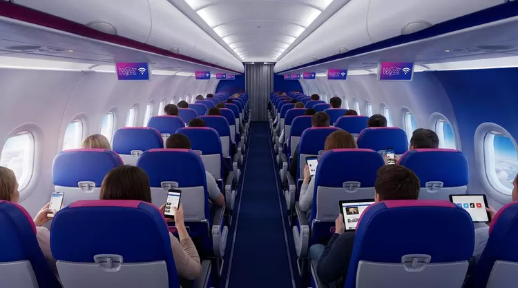 Wizz Air и Starlink: Теперь в лоукостерах можно не только страдать, но и листать ленту