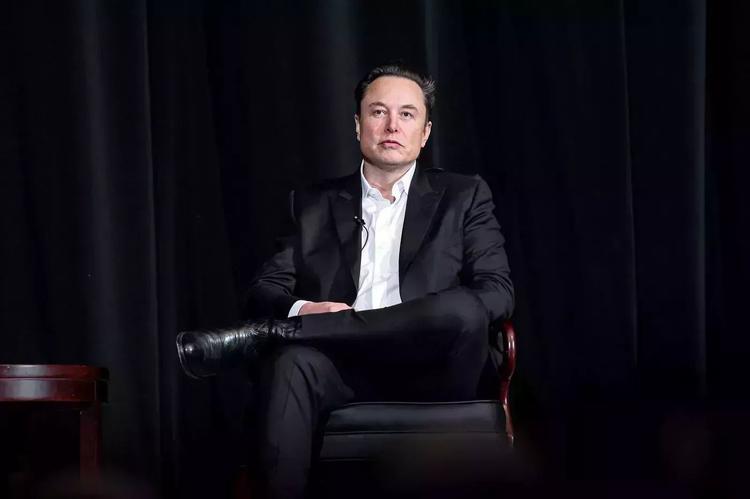 Ilon Musk amended his lawsuit against ...