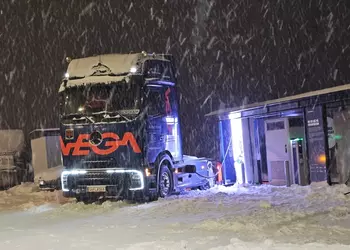 Электрический Mercedes-Benz eActros 600 завершил сложное путешествие eNordkapp Challenge