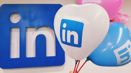 LinkedIn exceeds $2 billion in revenue from premium subscriptions, total revenue up 9%