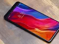 В сети появилось изображение с ценой нового безрамочного смартфона Xiaomi Mi Mix 3