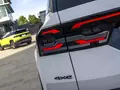 Jeep Compass 2026: 674 км на одной зарядке и 375 «лошадей» для бездорожья