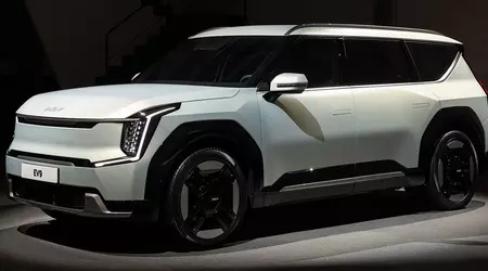 У США розслідують проблеми з двірниками у Kia EV9 - вони відмовляються працювати навіть за невеликої криги