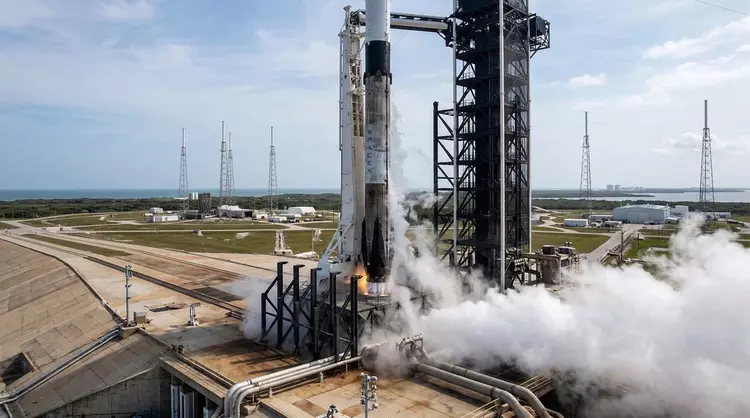 Космічна інфляція: SpaceX знову піднімає ціни ...