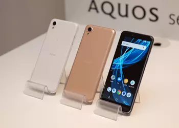Sharp Aquos Sense Plus: полноэкранный середнячок с влагозащитой