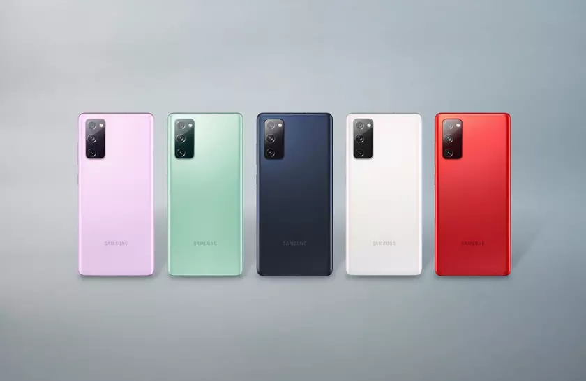 Samsung представила новую 4G-версию Galaxy S20 FE с чипом Snapdragon 865 и ценником от $558
