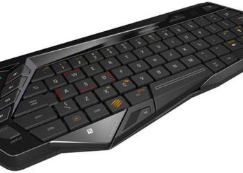 Портативная игровая клавиатура Mad Catz S.T.R.I.K.E.M. с поддержкой NFC