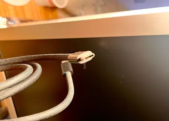 A USB-C cable with data transfer speeds of up to 40Gbps will be available for the iPhone 15 Pro, but Apple will sell it separately