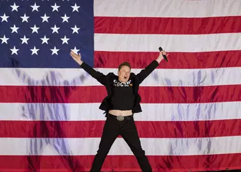 Tesla снова на вершине: Капитализация компании достигает $1 триллион после выборов в США