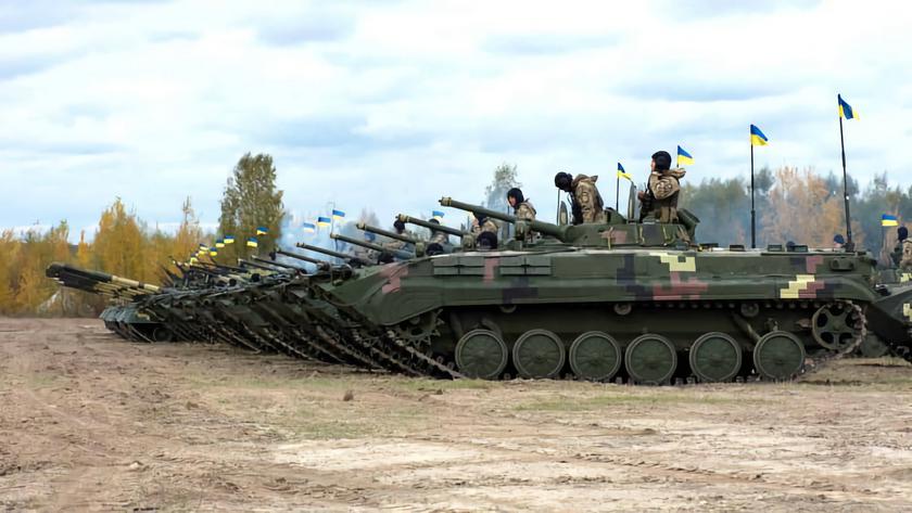 Не только Греция: Словакия передала Вооружённым Силам Украины 30 боевых машин пехоты БМП-1