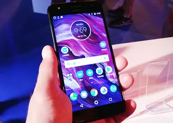 IFA 2017: Moto X4 своими глазами