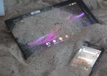 Презентация защищенных устройств Sony: Sony XPERIA Z и Sony XPERIA ZR