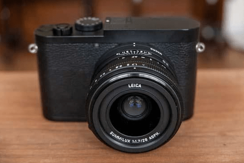 Leica Q2 retro look digital camera