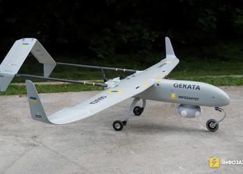 В Украине начинают тестирование нового разведывательного БПЛА Gekata, он сможет находиться в воздухе до 12 часов и обнаруживать цели на расстоянии до 450 км