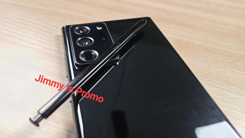 Samsung Galaxy Note 20 Ultra на «живых» фото: чёрная расцветка, квадро-камера и дисплей с очень тонкими рамками