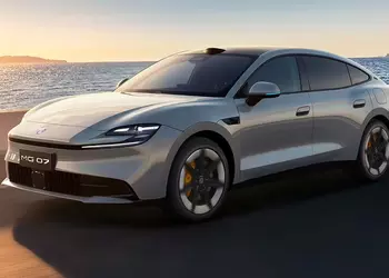 MG 07 PHEV: гибридный седан с запасом хода 1745 км и амбициями на миллион