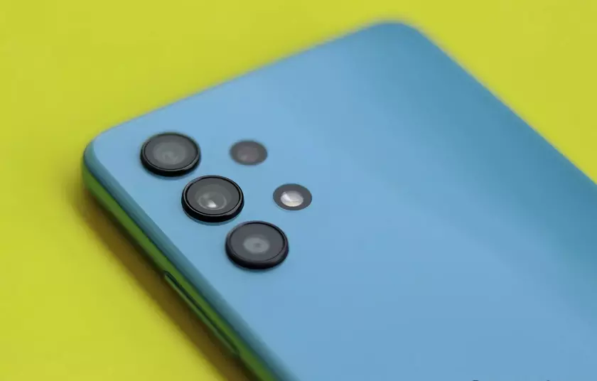 Очередной клон? Samsung работает над бюджетным смартфоном Galaxy M33 5G