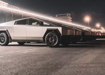 Илон Маск улучшает продажи Cybertruck, реализуя их своим компаниям