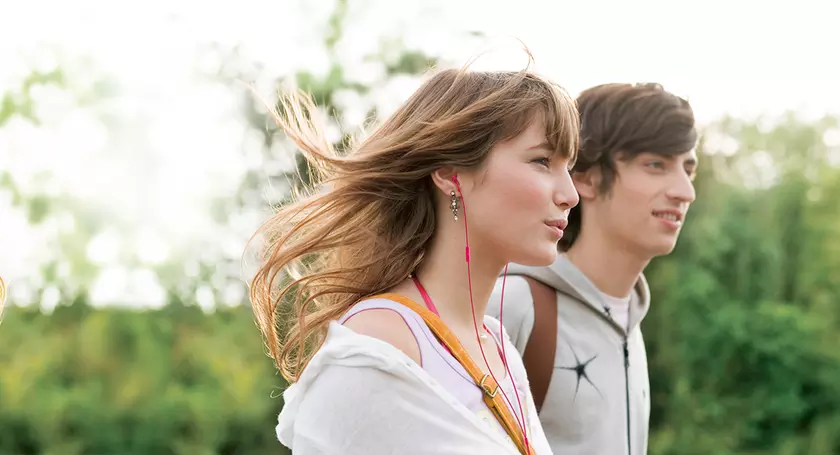 Викторина «История Panasonic»! Выиграй одни из пяти наушников Panasonic RP-HGE118GU