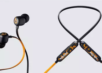 Apple представила специальную версию Beats Flex в коллаборации с Wacko Maria