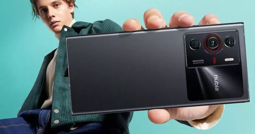 Официально: Nubia Z50 с чипом Snapdragon 8 Gen 2 представят в декабре