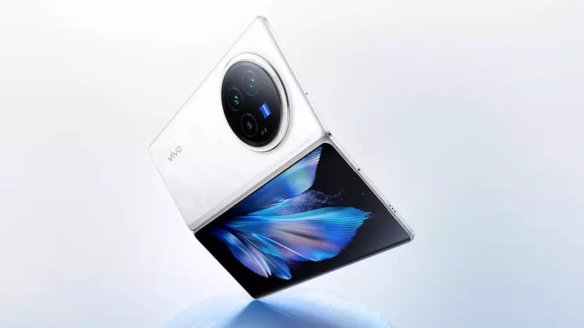Складной смартфон vivo X Fold 3 Pro поступил в продажу за пределами Китая