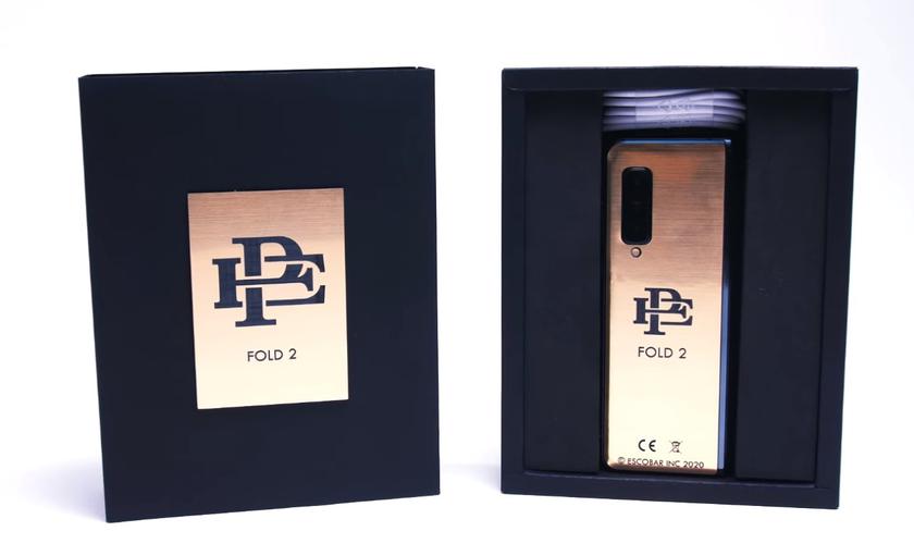 Брат наркобарона Пабло Эскобара выпустил складной смартфон Escobar Fold 2: клон Galaxy Fold с золотым корпусом и ценником в $400