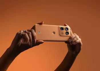 Motorola Edge 50 Ultra: POLED-дисплей на 144 Гц, чип Snapdragon 8s Gen 3, защита IP68, тройная камера на 50 МП, зарядка на 125 Вт и задняя крышка из дерева