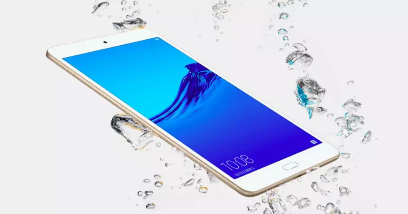 Анонс Honor Waterplay 8: планшет с защитой от воды и двойной камерой за $215