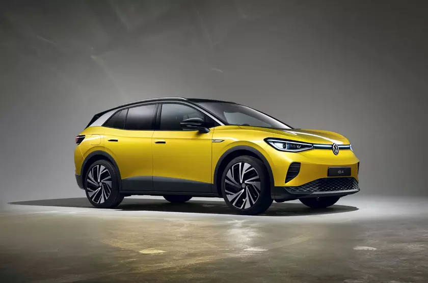 VW ID.4: электрический кроссовер  с дизайном, как у хэтчбек ID.3, батареей на 82 кВт⋅ч, запасом хода до 520 км и ценником от $39 995