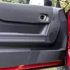 Миниатюра модели MINI Cooper в красном цвете