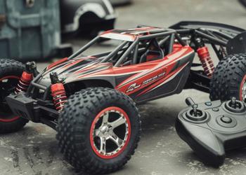 Best RC Cars for Adults